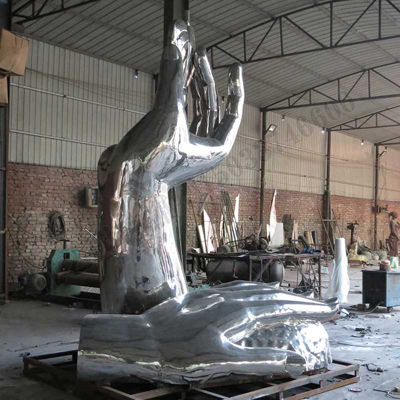 手托水滴雕塑，不銹鋼手托水滴雕塑，手托水滴景觀雕塑