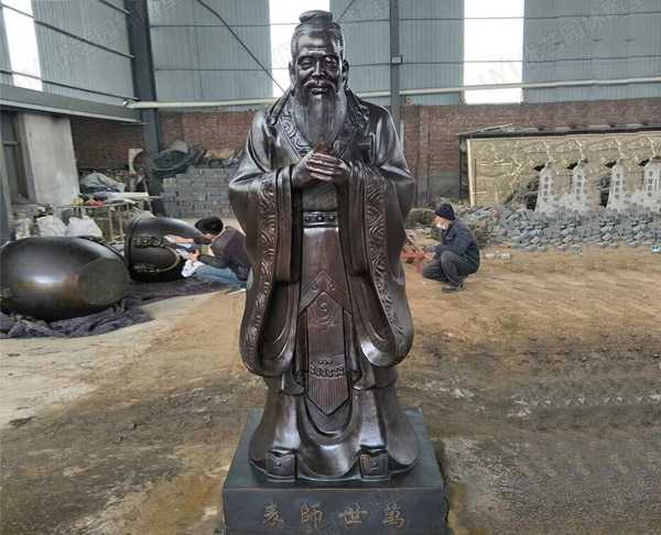 玻璃鋼雕塑制作出仿銅效果的步驟是什么呢？