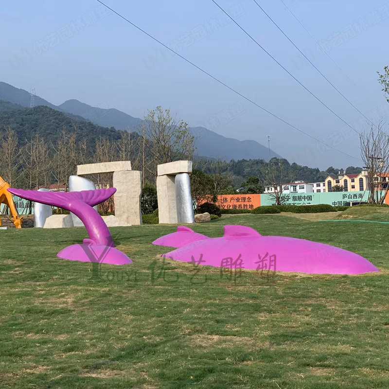 小區(qū)景觀雕塑規(guī)劃時要注意什么呢？