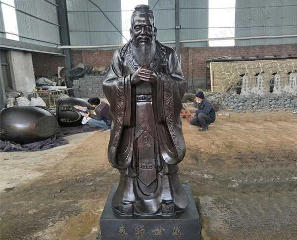 玻璃鋼雕塑制作出仿銅雕塑效果的步驟是什么呢？